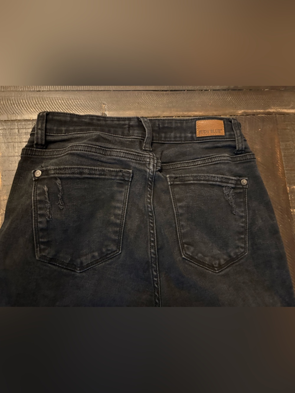 Judy Blue Black Distressed Raw Hem Straight Leg Jeans Stretchy Lightweight 5/27 - Picture 9 of 9